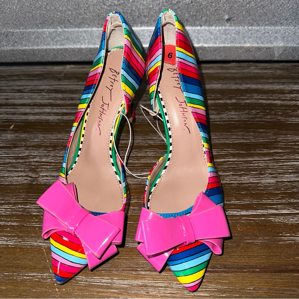 Betsey Johnson Rainbow Relay Striped pink bow stiletto pumps heels